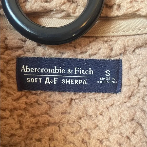 Abercrombie & Fitch Taupe Sherpa Pullover Jacket - Picture 2 of 2